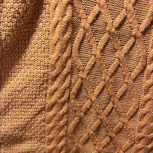 Cozy Orange Cable Knit Sweater - Picture 4 of 4